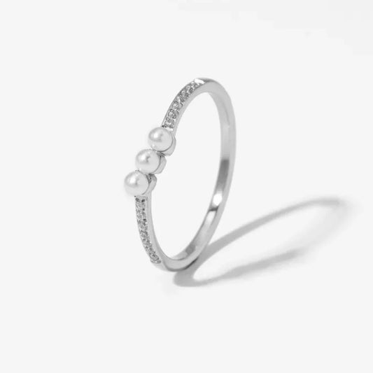 Cara Pearl Silver Ring
